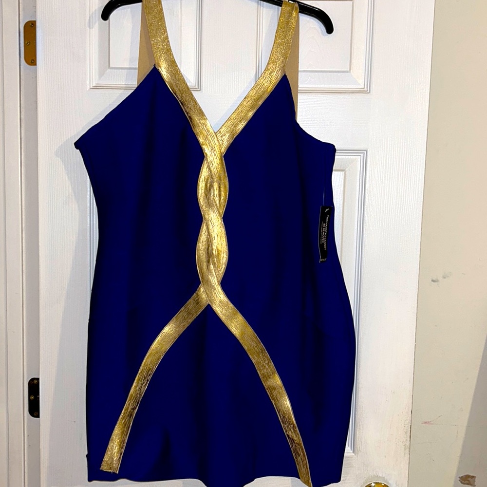 Venus - Women’s Form Fitting Dress - 3X